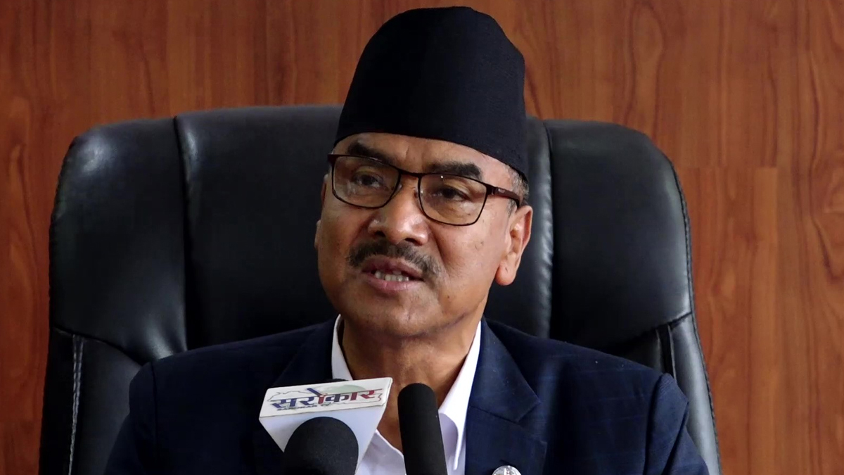 राजधानीमा खानेपानीको वैकल्पिक व्यवस्था आवश्यक : मन्त्री चौधरी